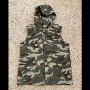 Cabelas fleece vest